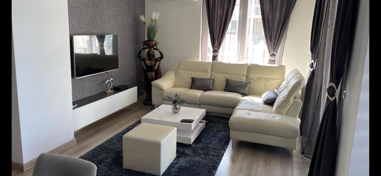 N.Cristian Apartment Будапеща Екстериор снимка