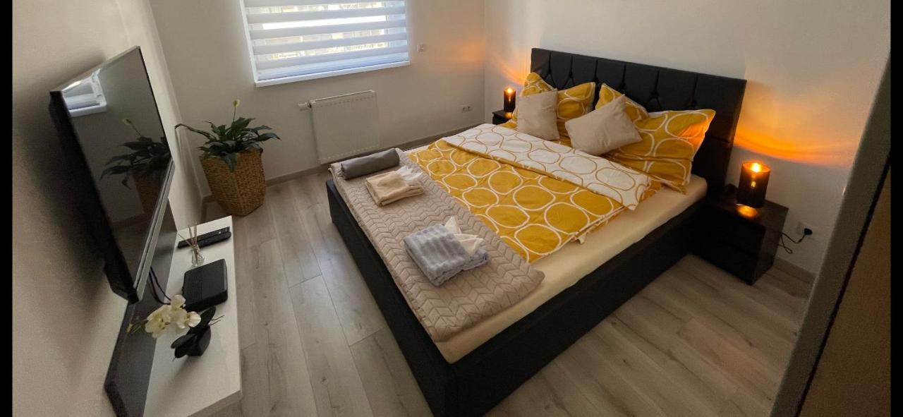 N.Cristian Apartment Будапеща Екстериор снимка