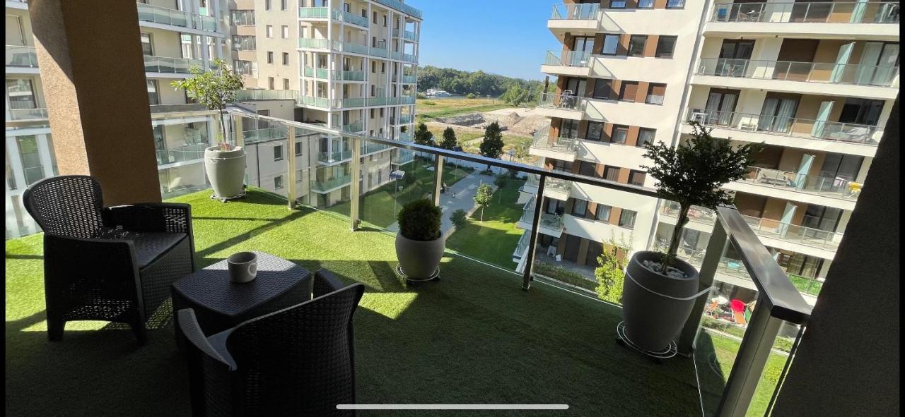 N.Cristian Apartment Будапеща Екстериор снимка