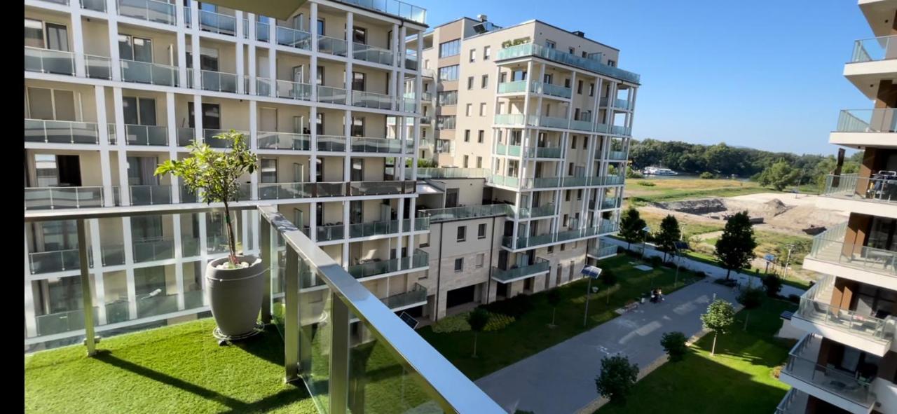 N.Cristian Apartment Будапеща Екстериор снимка