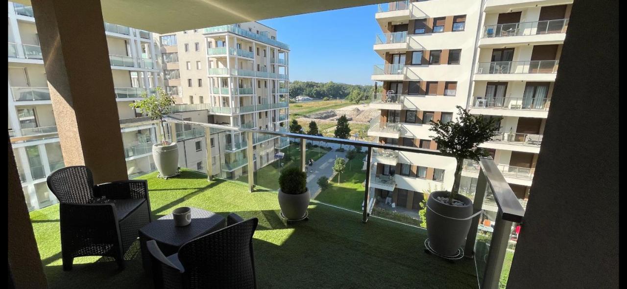 N.Cristian Apartment Будапеща Екстериор снимка